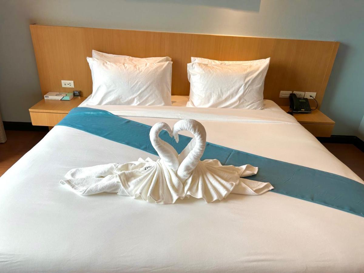 Mido Hotel Pattaya Kültér fotó