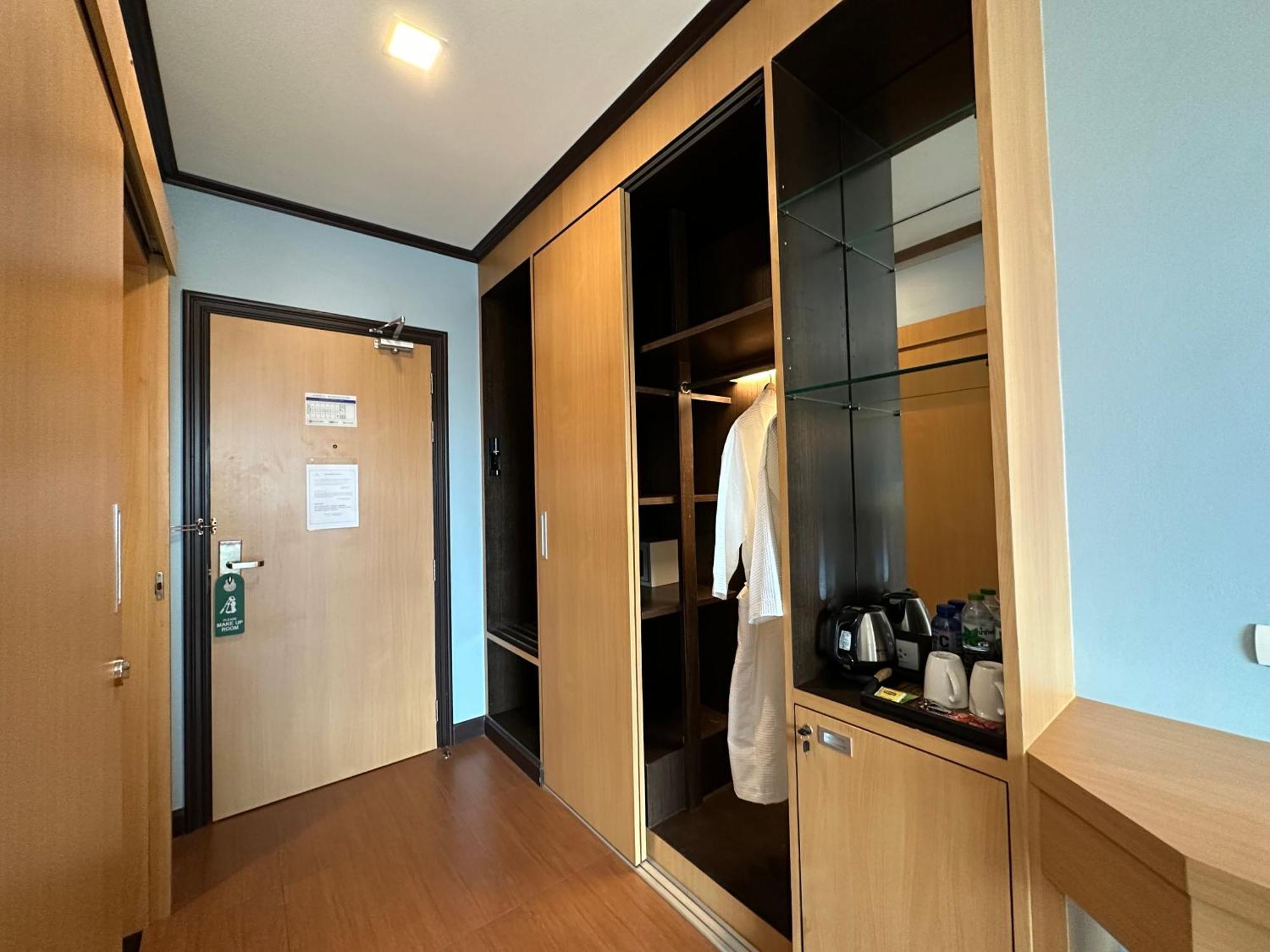 Mido Hotel Pattaya Kültér fotó