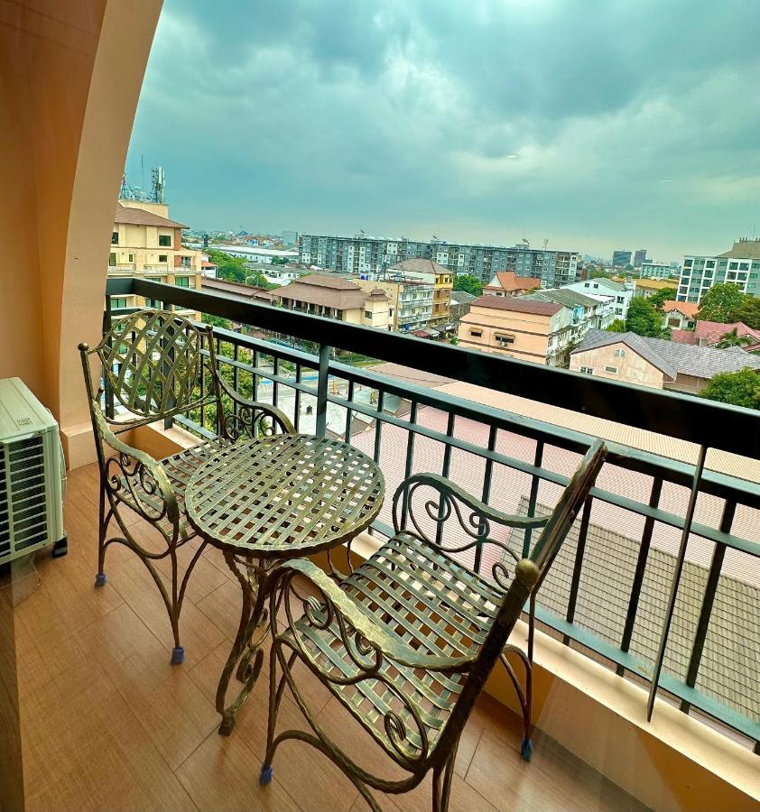 Mido Hotel Pattaya Kültér fotó