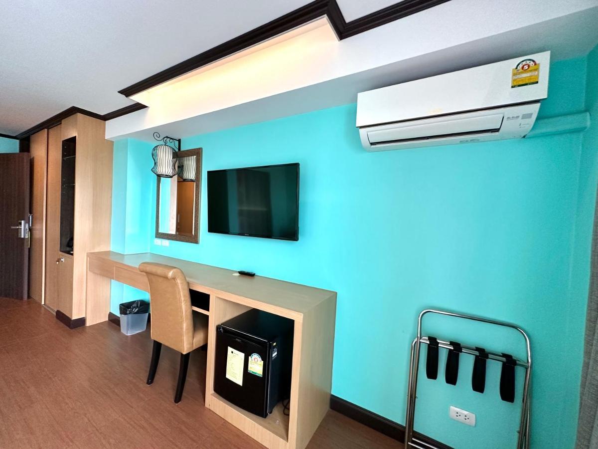Mido Hotel Pattaya Kültér fotó