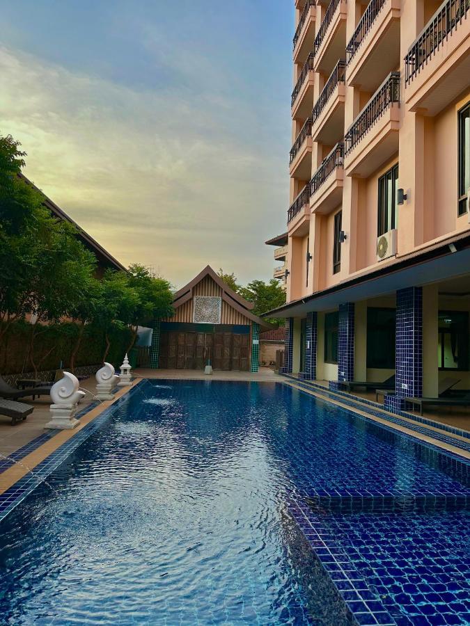 Mido Hotel Pattaya Kültér fotó