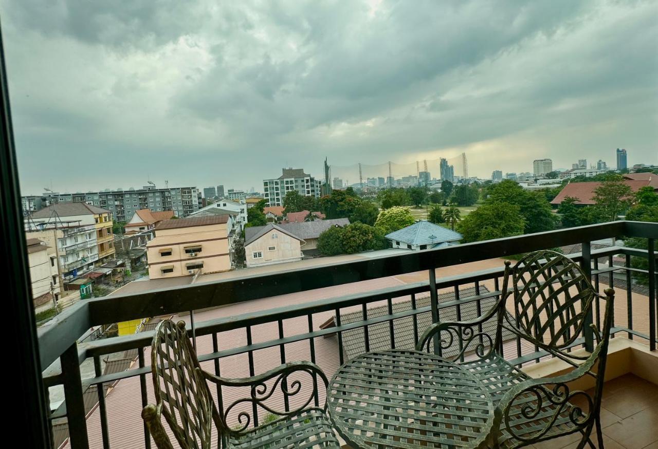 Mido Hotel Pattaya Kültér fotó
